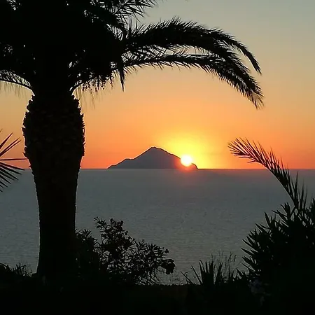 R9 * Vulcano (Isola)